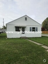Building Photo - 2602 Lynn Ave