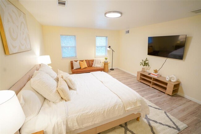 Foto del edificio - 463 Old Hickory Dr