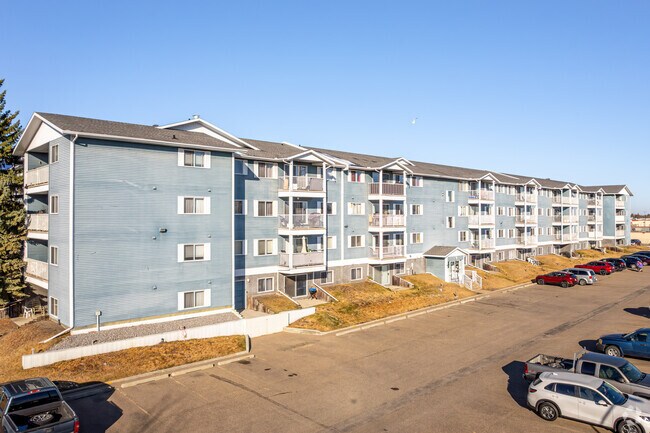 Photo du bâtiment - Mainstreet Red Deer Apartments