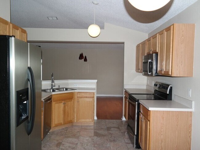 Building Photo - 12936 Bridleford Dr