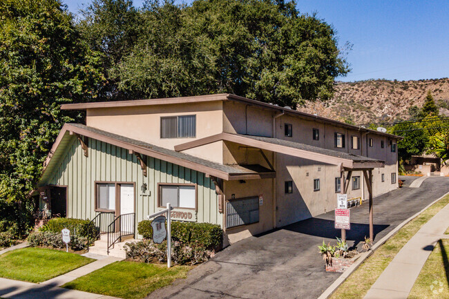 Building Photo - Ridgewood Apartments