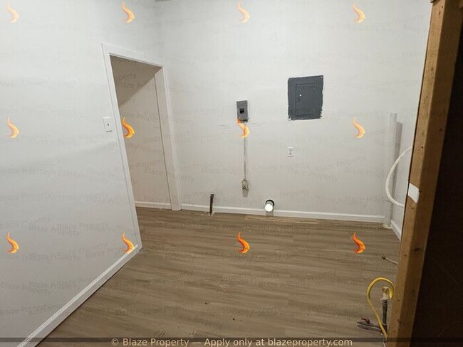 Foto del edificio - Now Leasing! Shotgun-Style 2 Bed | 1 Bath ...