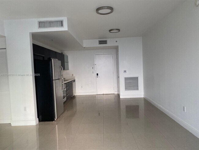 Foto del edificio - 90 SW 3rd St