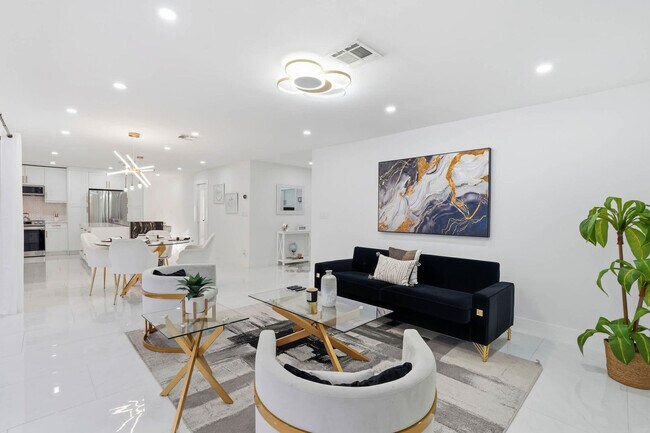 Foto del edificio - 208 Erie Dr