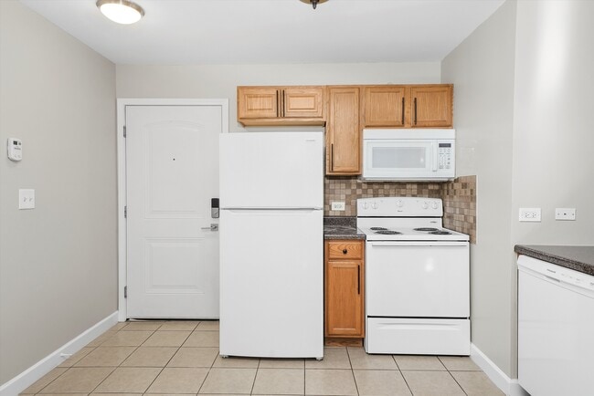 Foto del edificio - 3423 Ridgeland-202