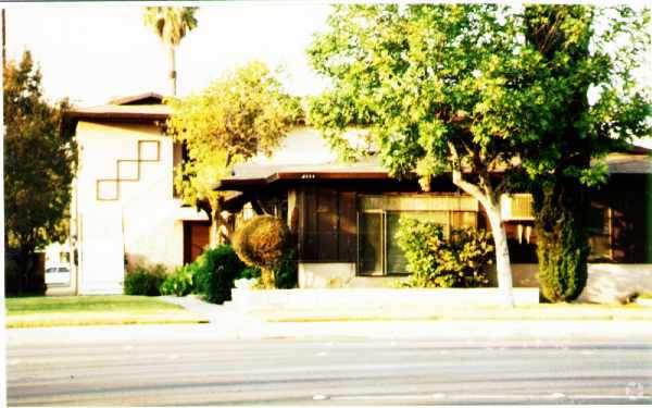 Building Photo - 2111 W Ball Rd