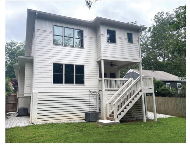 Foto del edificio - 207 Mellrich Ave NE