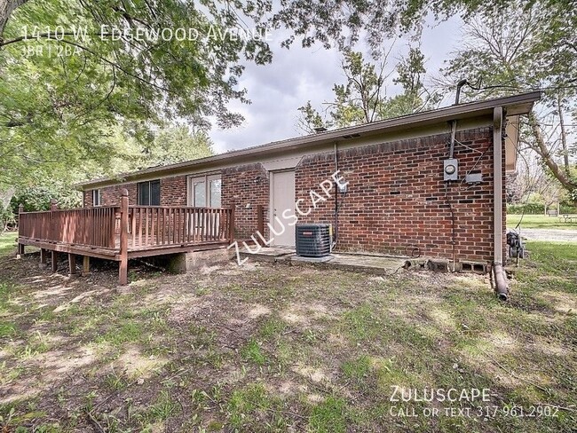 Building Photo - Half Off First Month Rent….Newly Renovated...