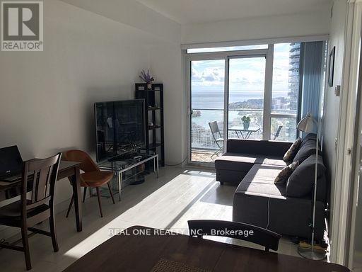 Primary Photo - 2200 Lake Shore Blvd W