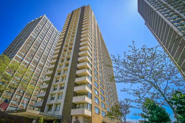Foto del edificio - 6157 N Sheridan Rd
