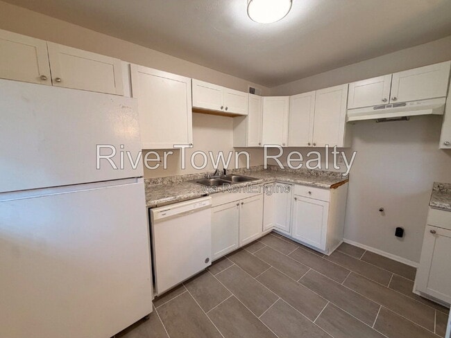 Photo - 1327 Busby Avenue House