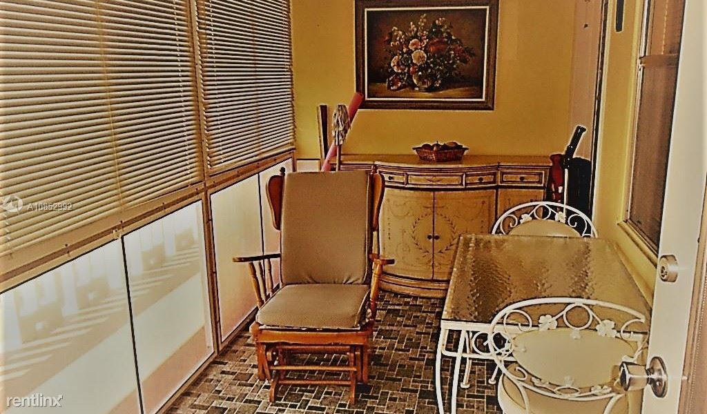 Foto principal - 5300 Washington St