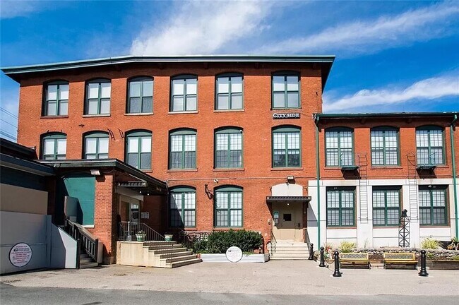 Foto del edificio - 1117 Douglas Ave
