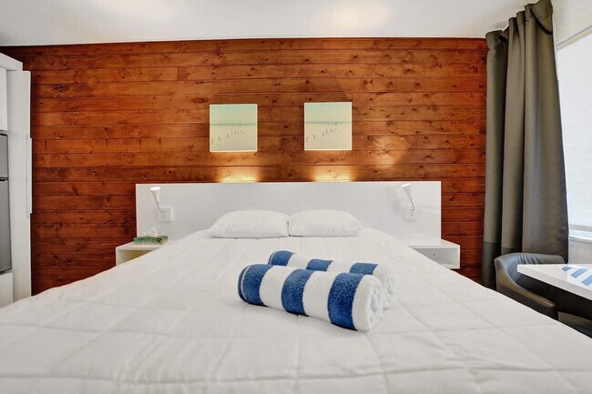 Foto del edificio - 3215 NE 7th St