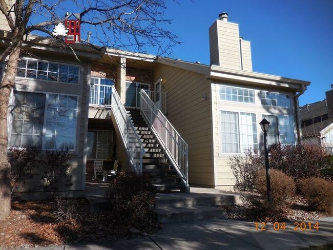 Building Photo - 886 S Reed Ct