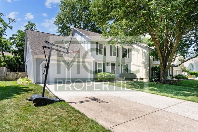 Building Photo - 7711 W 114th Terrace