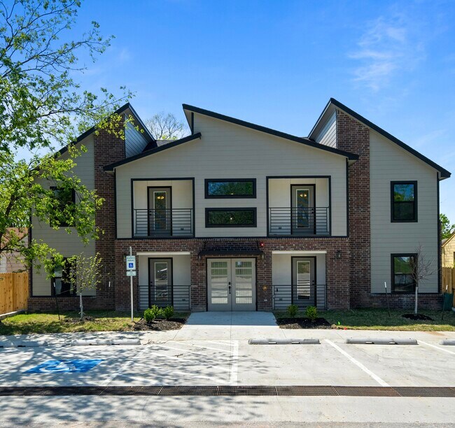 Foto del edificio - 414 S Birch St