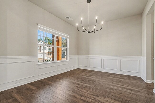 Foto del edificio - 377 Waterbluff Dr SW