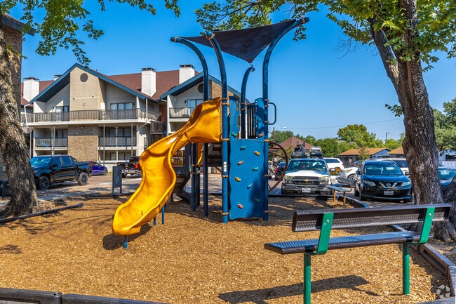 Parque infantil - Santa Fe Apartments