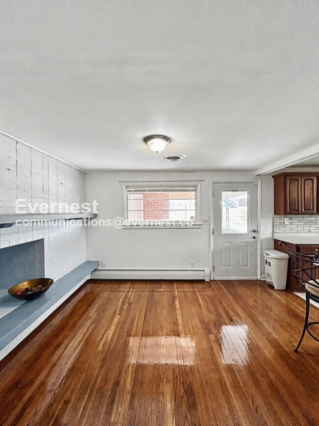 Foto del edificio - 616 S Jefferson St