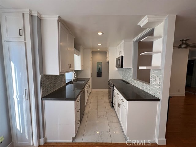 Foto del edificio - 5625 N Sumner Way