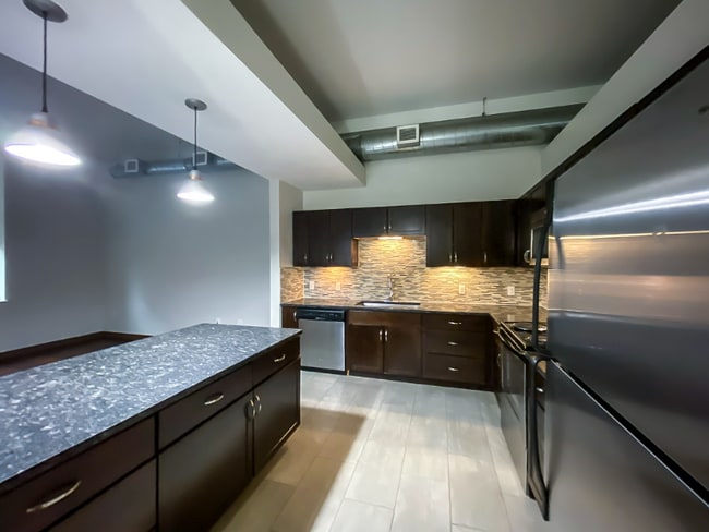 Building Photo - 114 State St