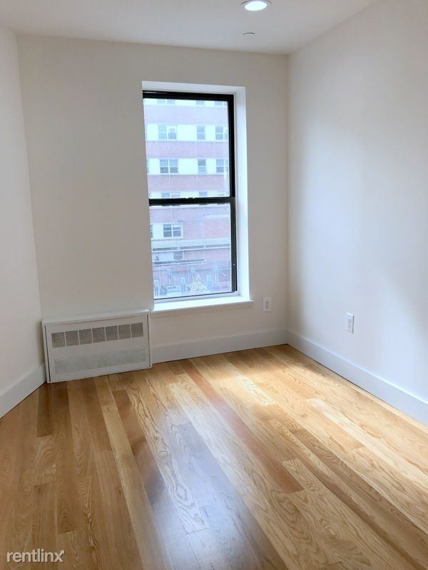 Building Photo - 5 W 137th St
