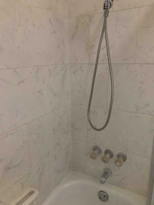 Foto principal - 2623 S 85th E Ave