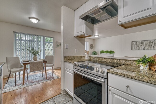 Foto del edificio - 762 Hayes St