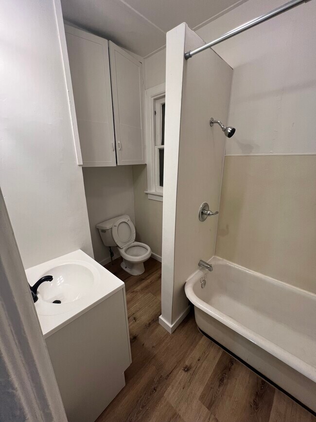 Foto del edificio - 2129 N 8th St