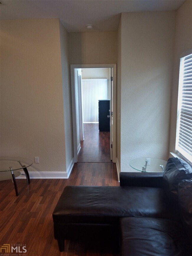 Building Photo - 300 Lanier Rd