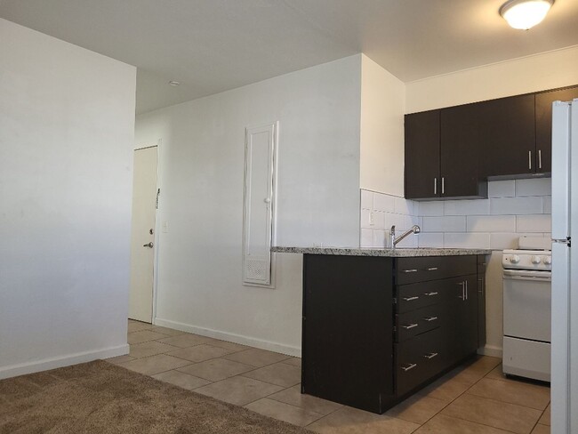 Foto del edificio - Affordable Midtown Reno Apartment Complex
