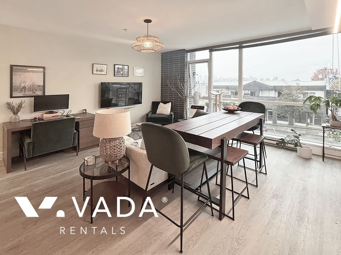 Primary Photo - OnQue Furnished 1 Bedroom Apartment Rental...