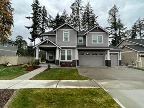 Building Photo - 4237 Caddyshack Dr NE