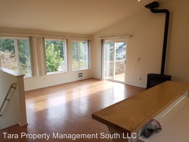 Building Photo - 4346 Shadowood Dr