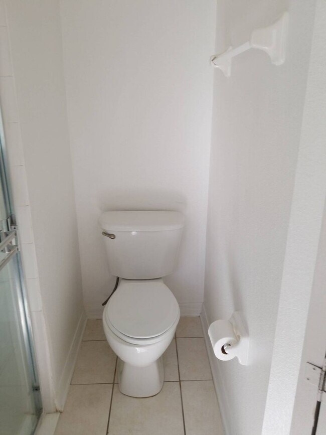 Building Photo - Great 4/2 In La Vina Near Lake Nona