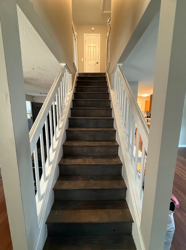 Foto del edificio - BONHAM AVENUE - 4BD - Students Welcome ($8...