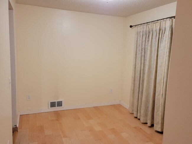 Photo - 14120 NE 7th Pl Apartment