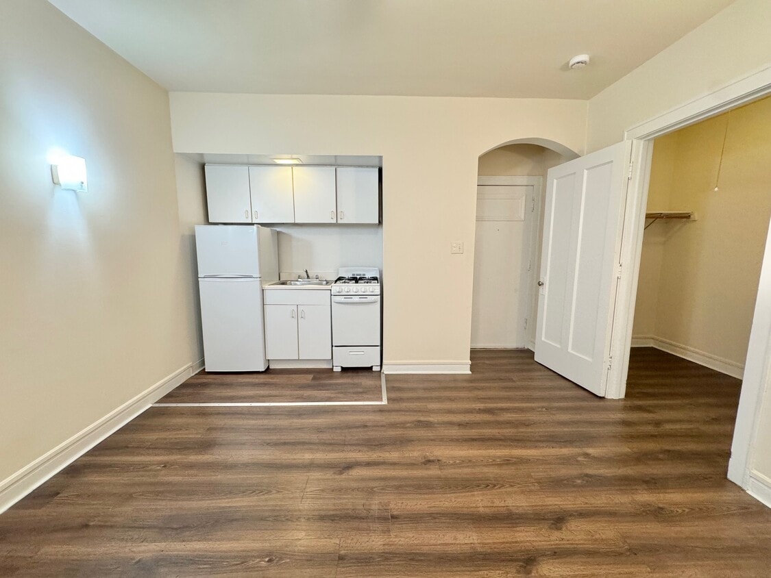 Foto principal - 6912 N Lakewood Ave
