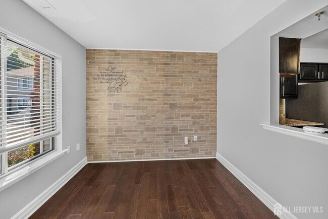 Foto del edificio - 22 Driftwood Dr
