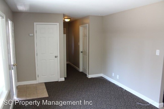 Foto del edificio - 367 N Claremont St