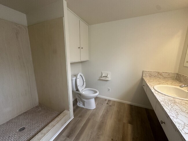 Foto del edificio - "Charming 2-Bed Retreat with Fireplace & Modern Comforts in Prescott, AZ!"