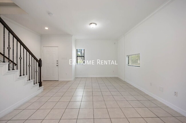 Photo - 8710 Knox St Townhome