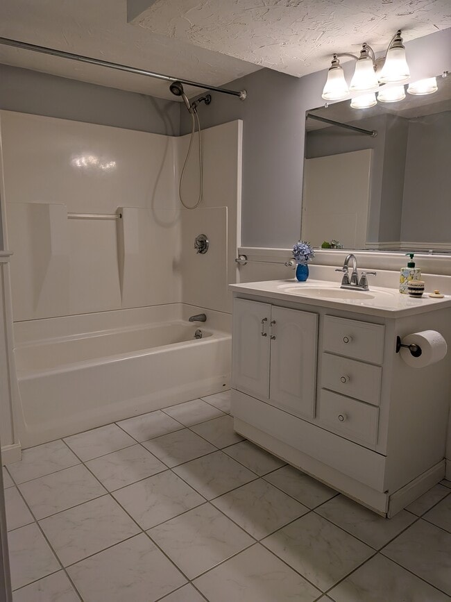 Building Photo - 308 Patriot Way