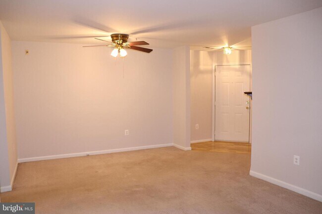 Building Photo - 1311 Sheridan Pl
