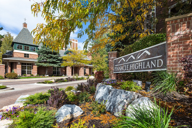 Bienvenido a Pinnacle Highland Apartments - Pinnacle Highland Apartments