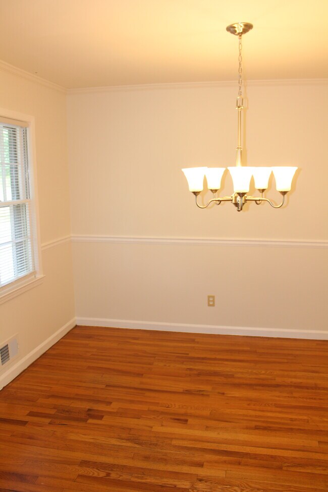 Dining Room - 2660 Irwin Rd SW