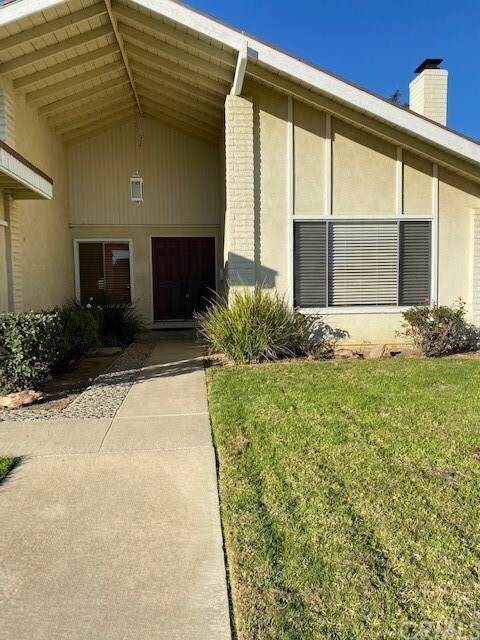 Primary Photo - 943 Carina Ave