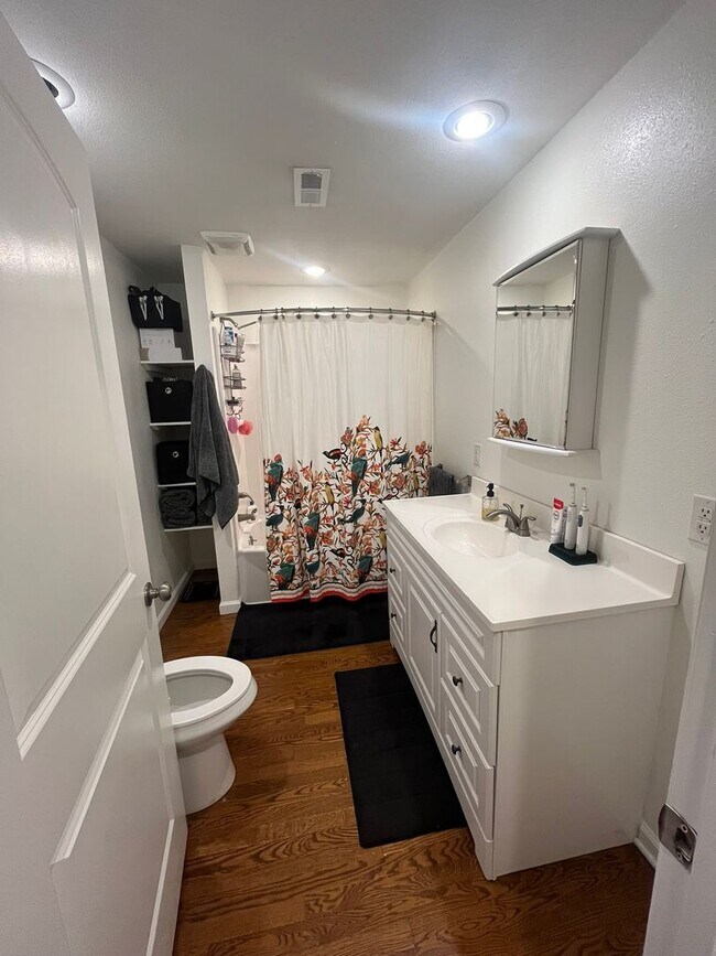 Foto del edificio - Gorgeous private home in Altavista!