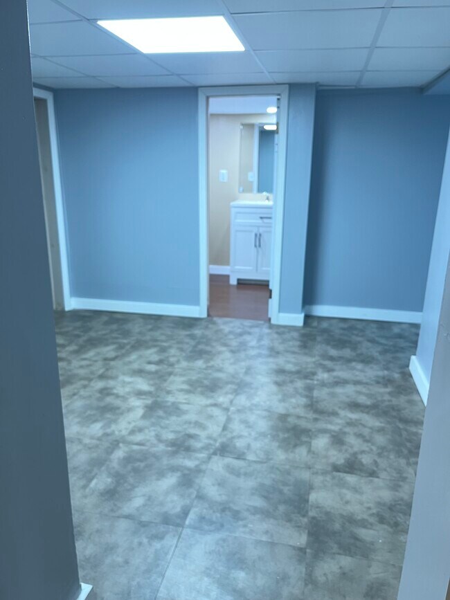 Foto del edificio - 10 Bresock Ln